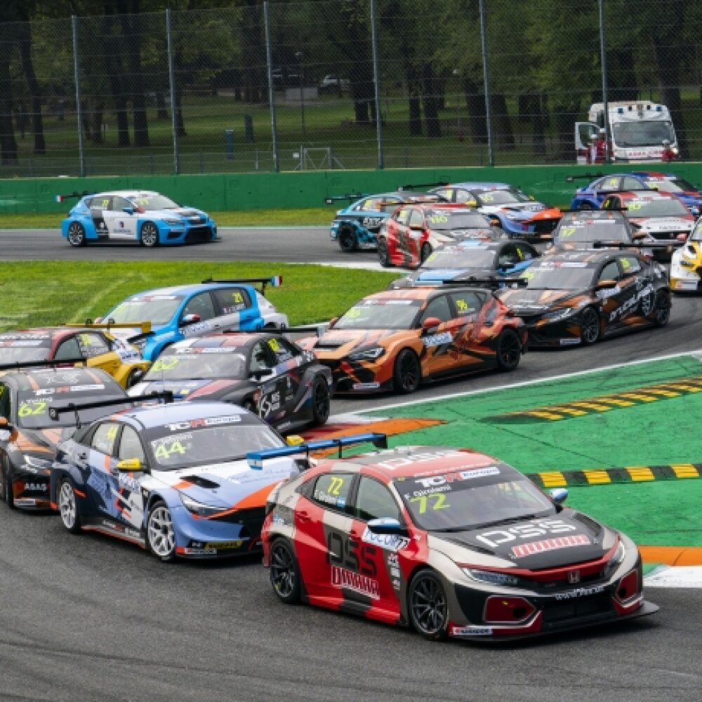 2021-2021 Monza Race 1---2021 TCR Europe Monza Race 1, Lap 1_05